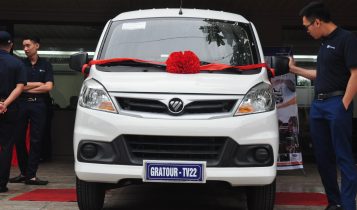 xe bán tải van foton gratour